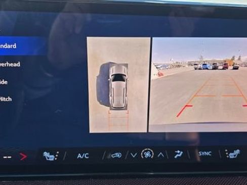 New 2026 Chevrolet Traverse Z71 w/ Enhanced Driving Package AWD/4WD image 22