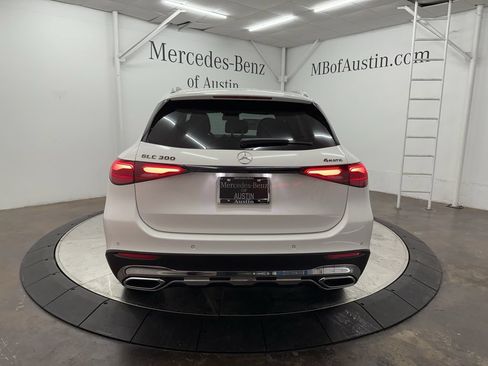 Used 2026 Mercedes-Benz GLC 300 4MATIC image 6