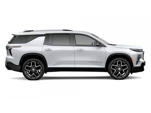 New 2026 Chevrolet Traverse High Country w/ LPO, Illumination Package image 5