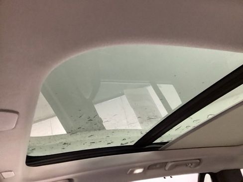 Certified 2024 Volvo XC90 B6 Ultimate w/ Protection Package Premier image 14