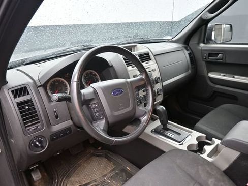 Used 2010 Ford Escape XLT FWD image 15