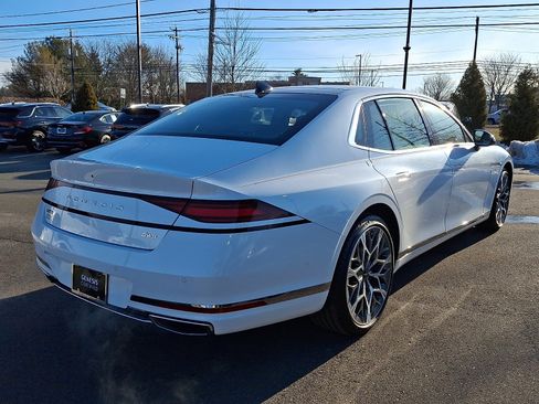 Certified 2025 Genesis G90 3.5T image 12