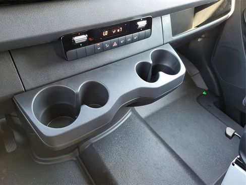 New 2025 Mercedes-Benz Sprinter 2500 image 14