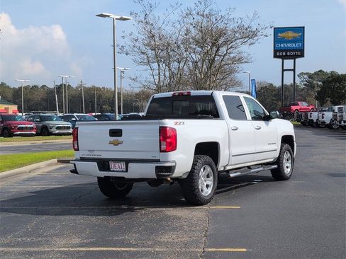 Used 2017 Chevrolet Silverado 1500 LTZ Z71 w/ LTZ Plus Package image 3