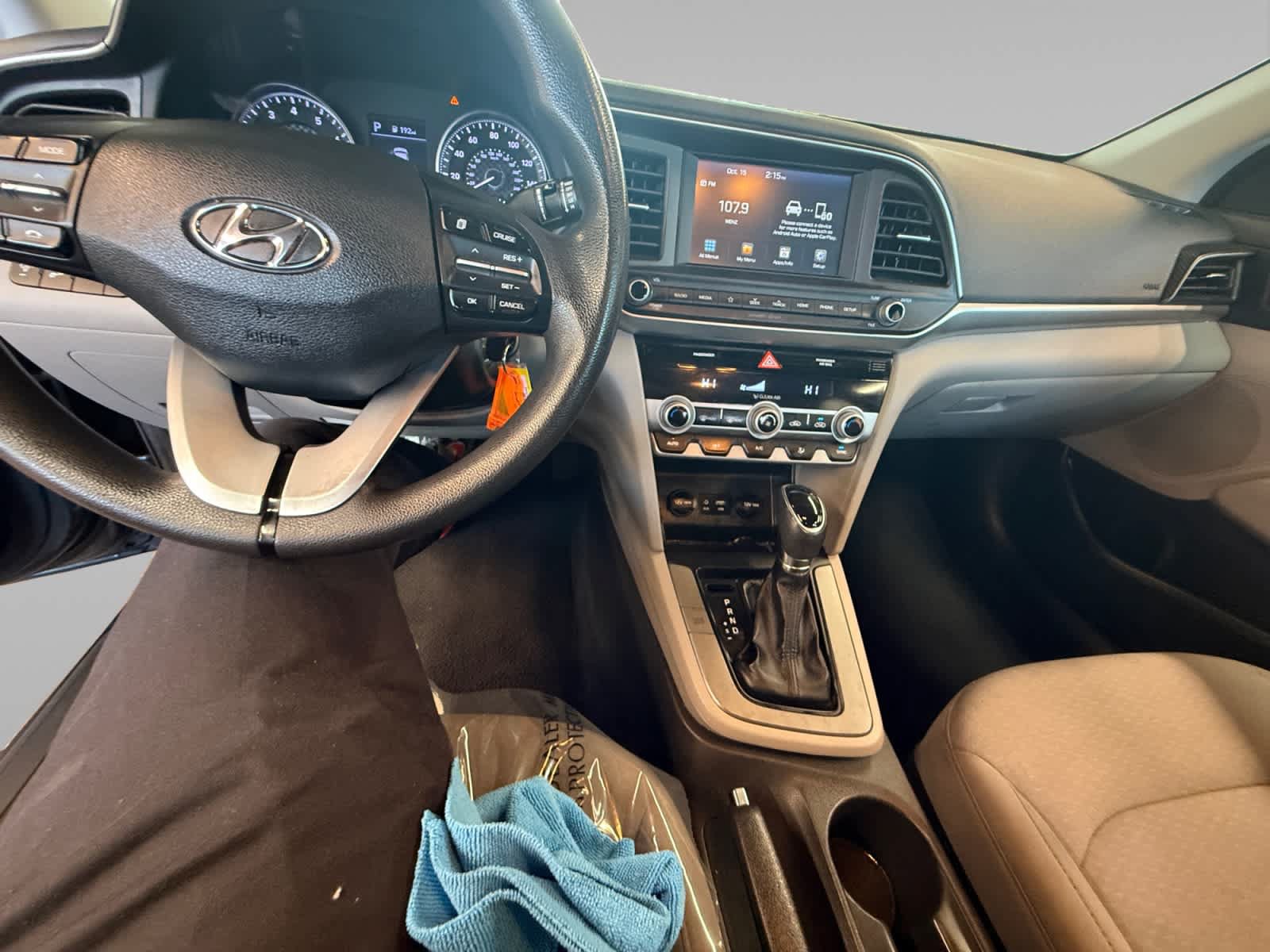 Used 2020 Hyundai Elantra SEL FWD image 21