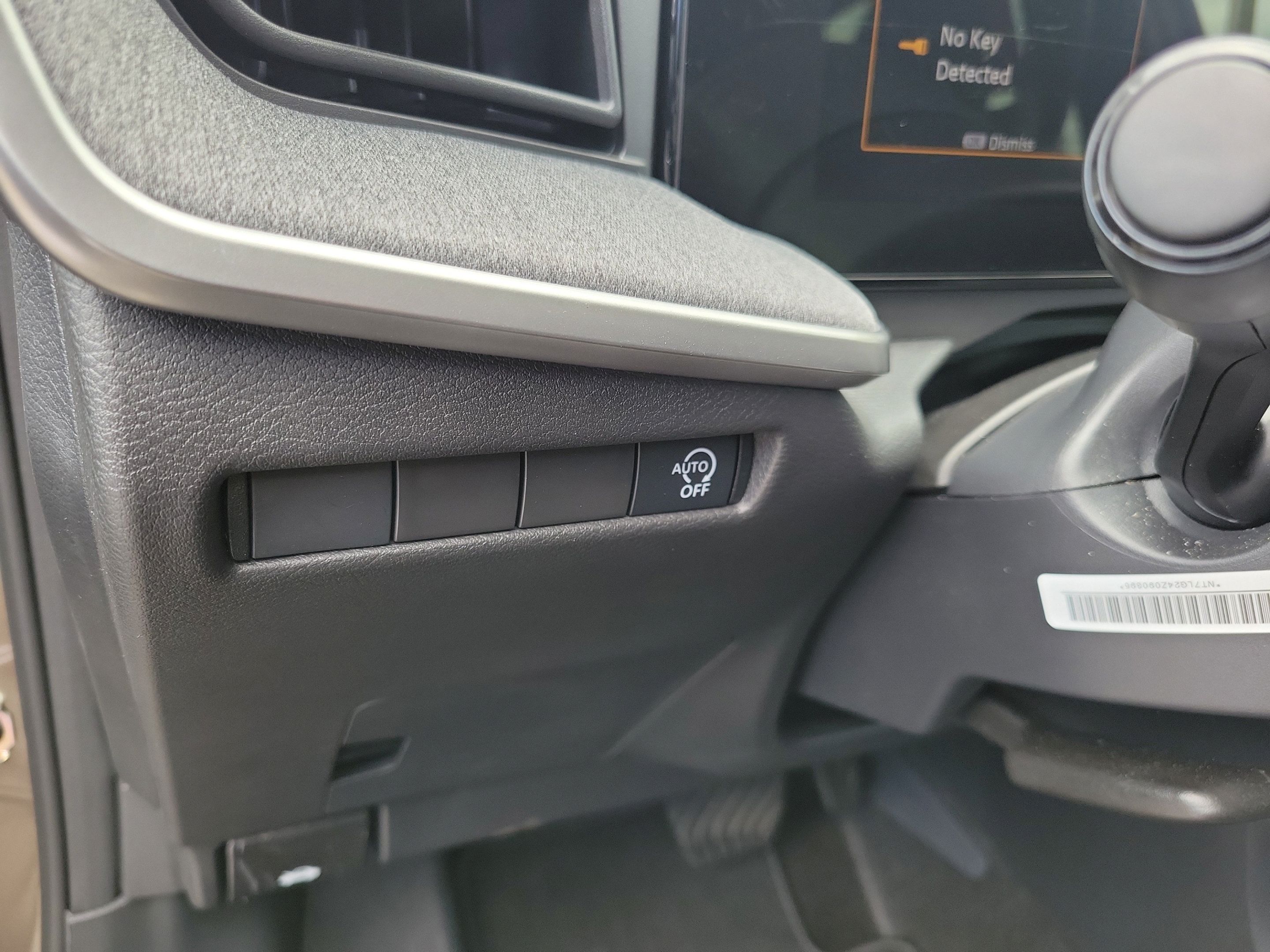 Used 2025 Nissan Kicks SV FWD image 20