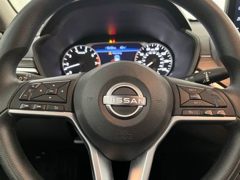 Used 2025 Nissan Altima 2.5 SV w/ SV Special Edition Package image 19