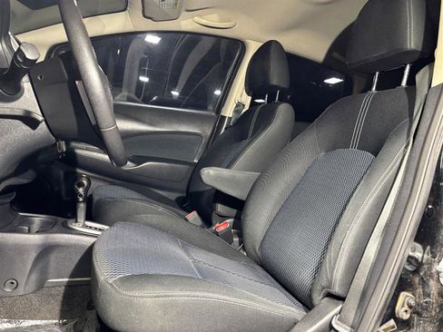 Used 2014 Nissan Versa Note SV image 10