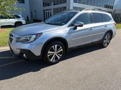 Used 2019 Subaru Outback 2.5i Limited w/ Popular Package #2