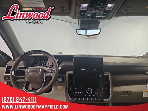 New 2026 GMC Yukon XL Denali AWD/4WD image 19