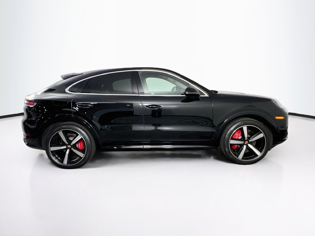 Certified 2026 Porsche Cayenne S AWD/4WD image 8