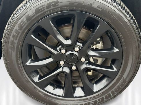 Used 2019 Jeep Grand Cherokee Altitude image 9