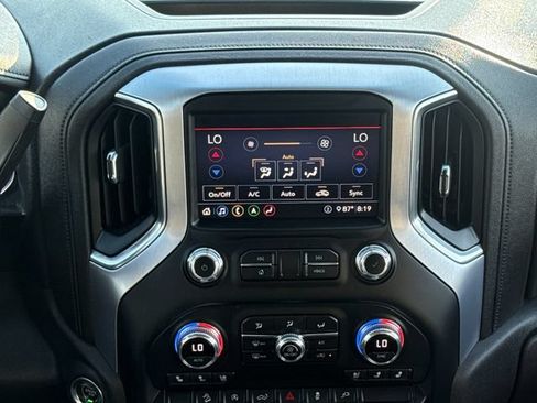 Used 2020 GMC Sierra 1500 SLT AWD/4WD image 12