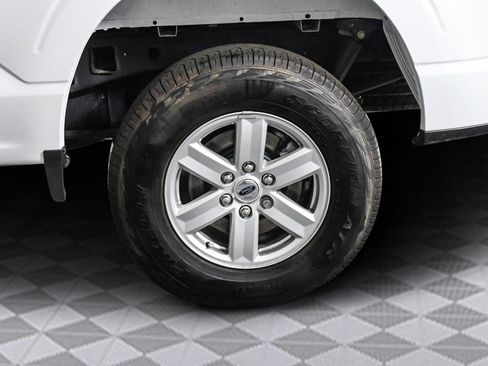 Used 2023 Ford F150 XLT image 34