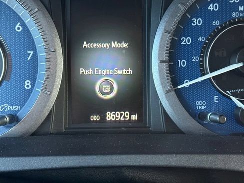 Used 2020 Toyota Sienna XLE FWD image 3