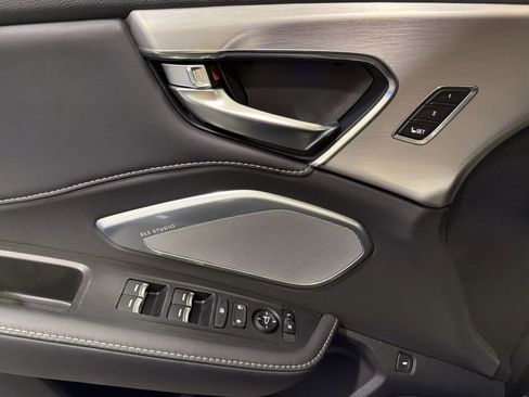 Used 2023 Acura RDX w/ Technology Package image 39