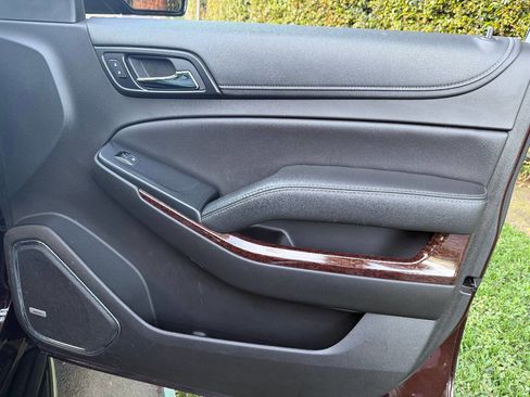 Used 2017 GMC Yukon XL SLT w/ Open Road Package image 34