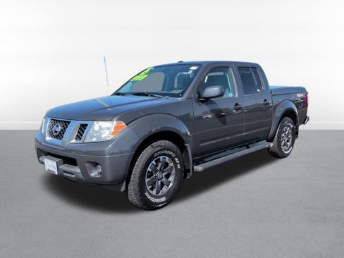 Used 2015 Nissan Frontier PRO-4X AWD/4WD image 9