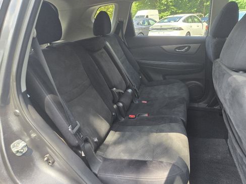 Used 2015 Nissan Rogue SV w/ SV Moonroof Package FWD image 27