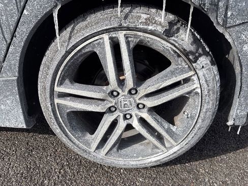 Used 2016 Honda Accord Touring image 7