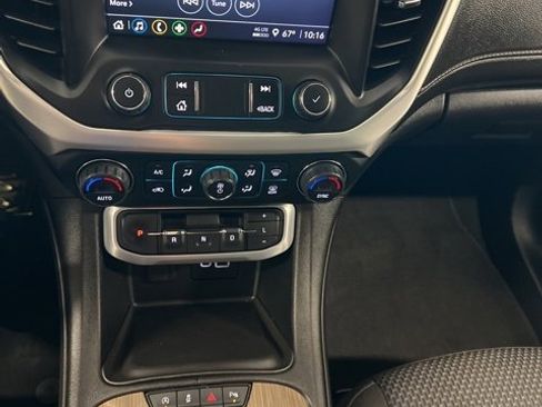 Used 2022 GMC Acadia SLE w/ Driver Convenience Package image 31