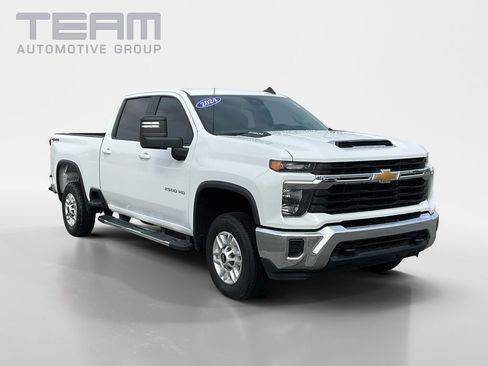 Used 2024 Chevrolet Silverado 2500 LT AWD/4WD image 1