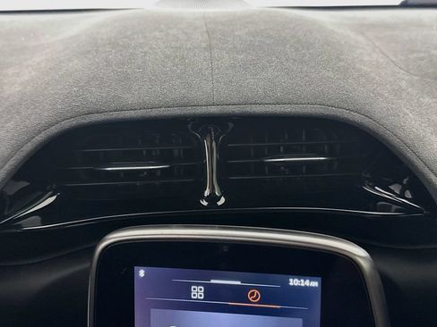 Used 2023 McLaren Artura RWD image 27