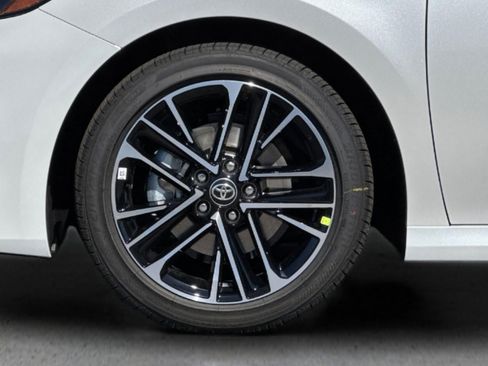 New 2026 Toyota Camry XLE FWD image 31
