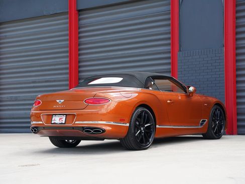 Used 2023 Bentley Continental GT Azure AWD/4WD image 20