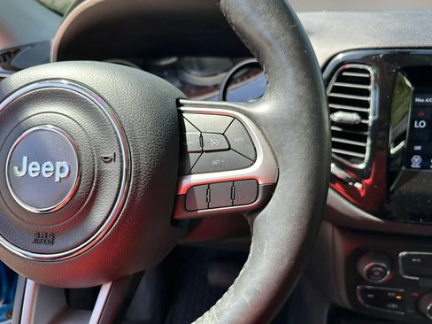 Used 2018 Jeep Compass Latitude w/ Popular Equipment Group AWD/4WD image 24
