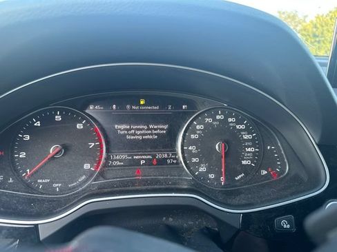 Used 2017 Audi Q7 3.0T Premium Plus AWD/4WD image 2