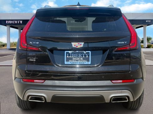 Used 2023 Cadillac XT4 Premium Luxury image 4