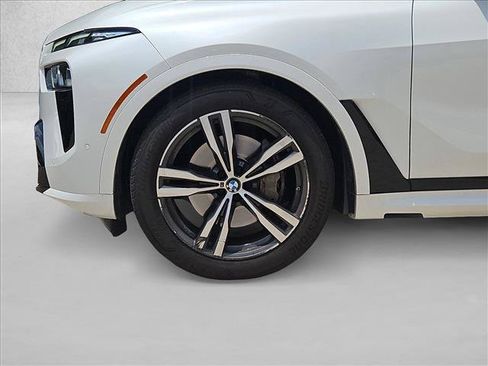 Used 2024 BMW X7 xDrive40i w/ M Sport Package AWD/4WD image 23