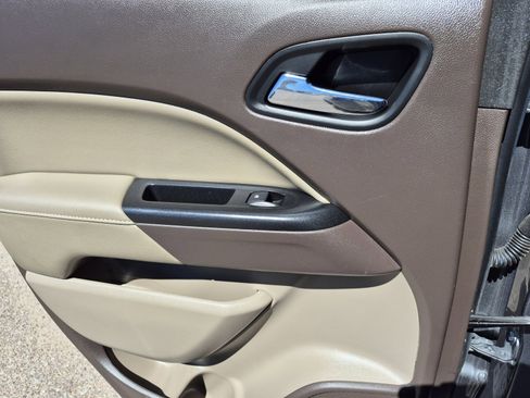 Used 2019 GMC Canyon SLE w/ Driver Alert Package image 19