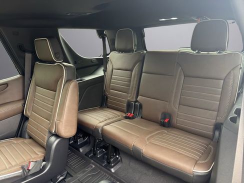 New 2026 GMC Yukon Denali Ultimate w/ LPO, Floor Liner Package AWD/4WD image 21