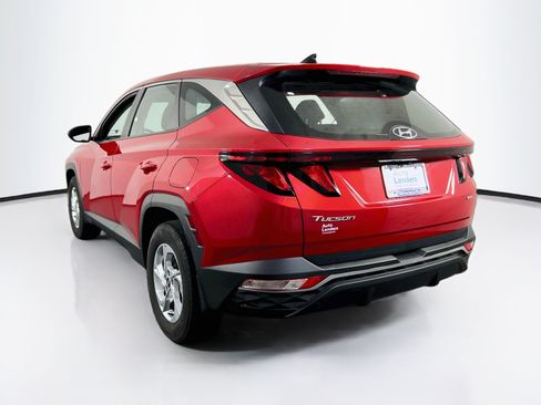 Used 2023 Hyundai Tucson SE AWD/4WD image 7