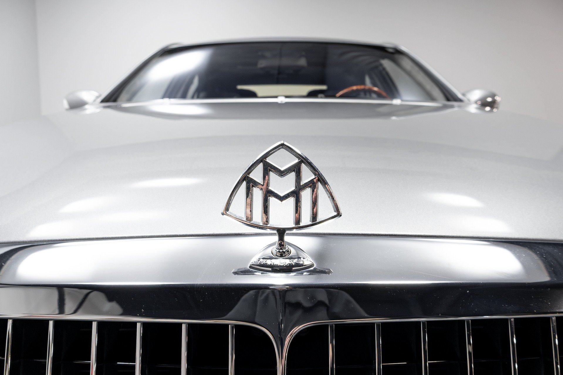 Used 2004 Maybach 57 RWD image 62