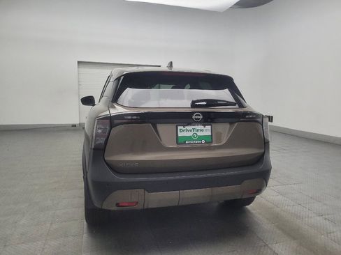 Used 2025 Nissan Kicks SV FWD image 6