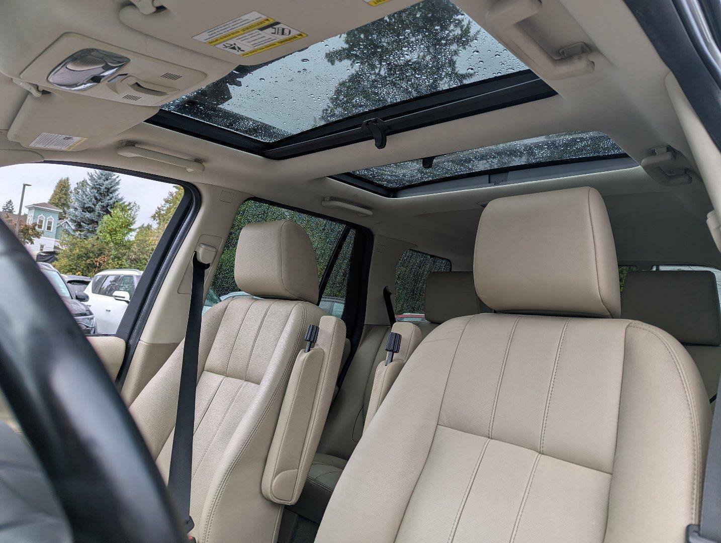 Used 2012 Land Rover LR2 HSE w/ Climate Comfort Pkg AWD/4WD image 23