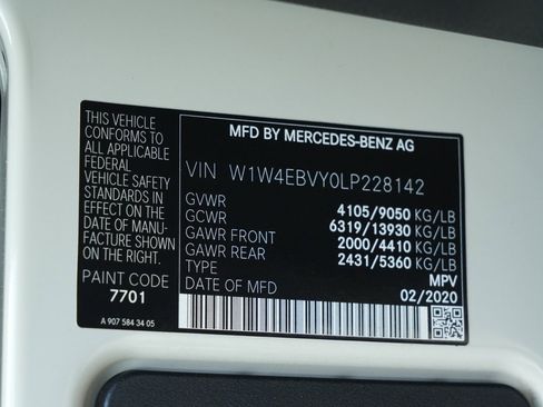 Used 2020 Mercedes-Benz Sprinter 2500 w/ Premium Plus Package image 39