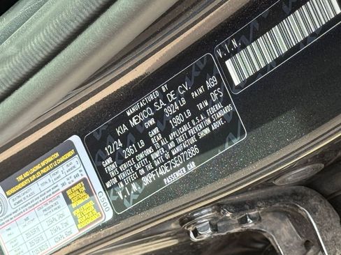 Used 2025 Kia K4 LXS image 31