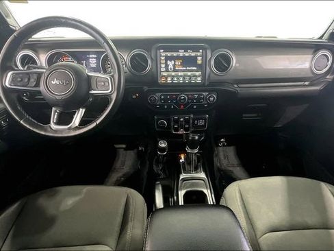 Used 2023 Jeep Wrangler Unlimited Sahara w/ Cold Weather Group AWD/4WD image 7