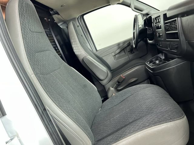 Used 2025 GMC Savana 2500 w/ Driver Convenience Package RWD image 22