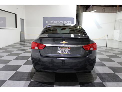 Used 2015 Chevrolet Impala LT image 5