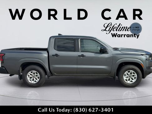 Used 2025 Nissan Frontier S RWD image 2