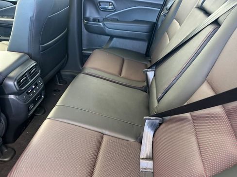 New 2026 Honda Ridgeline Black Edition image 13