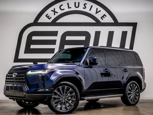 Used 2024 Lexus GX 550 w/ Cold Area Package AWD/4WD image 1