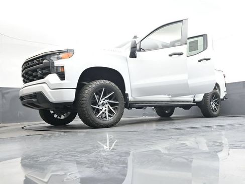 Used 2023 Chevrolet Silverado 1500 Custom AWD/4WD image 40