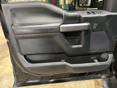 Used 2020 Ford F150 XLT w/ Equipment Group 302A Luxury image 13