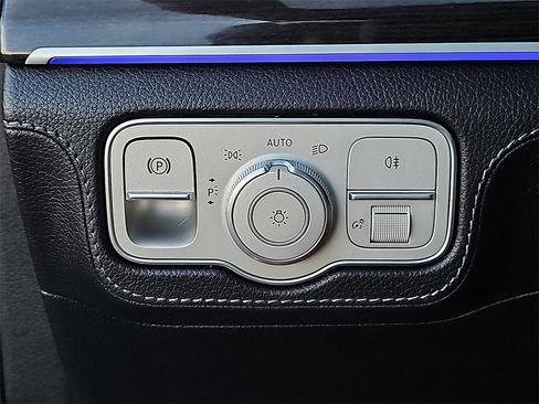 Certified 2023 Mercedes-Benz GLE 350 4MATIC image 25